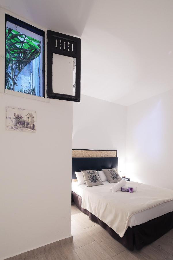 Hostal Balkonis Барселона Экстерьер фото