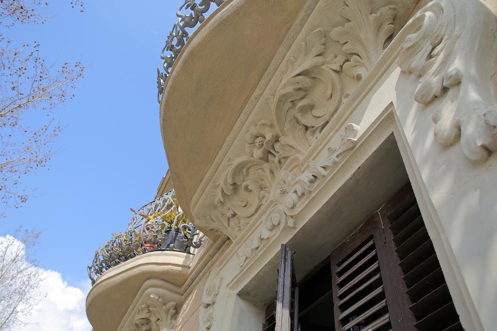 Hostal Balkonis Барселона Экстерьер фото